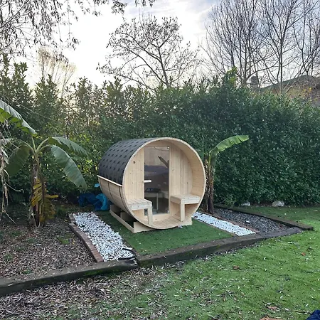 K10 Luxury House, Pool, Jacuzzi, Gym, Sauna, Private Garden Villa