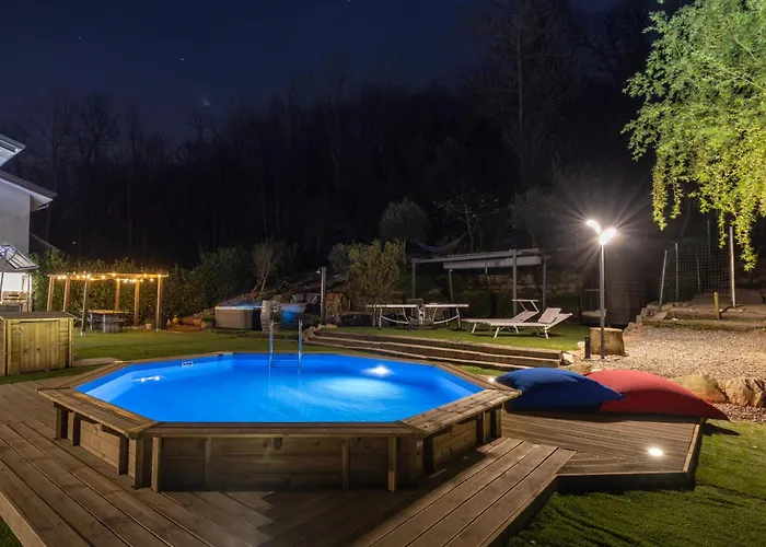 K10 Luxury House, Pool, Jacuzzi, Gym, Sauna, Private Garden *