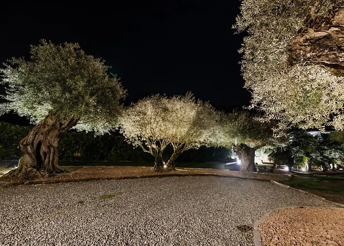 Villa K10 Luxury House, Pool, Jacuzzi, Gym, Sauna, Private Garden