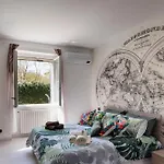 K10 Luxury House, Pool, Jacuzzi, Gym, Sauna, Private Garden *